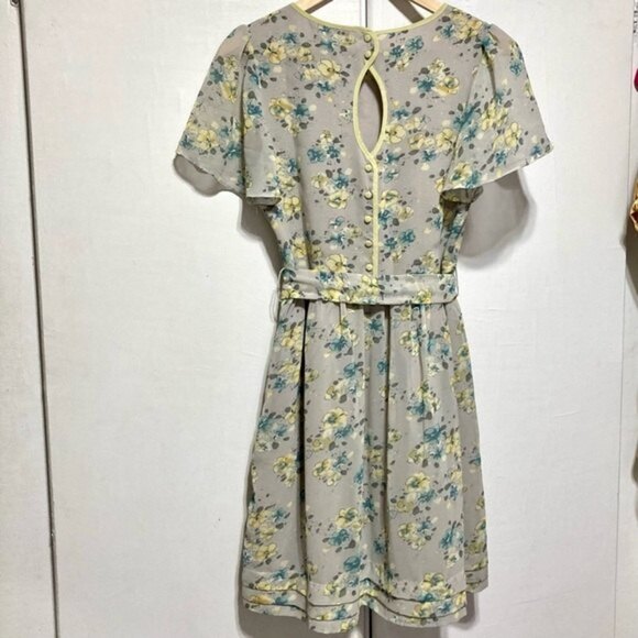 ModCloth Darling Watercolor Floral Flutter Sleeve Retro Dress, Small - Picture 5 of 12